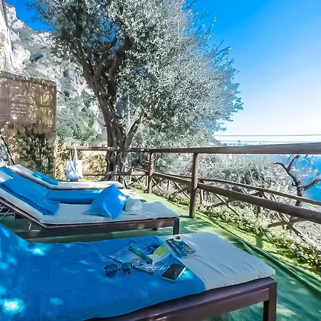 - Maison Holiday home